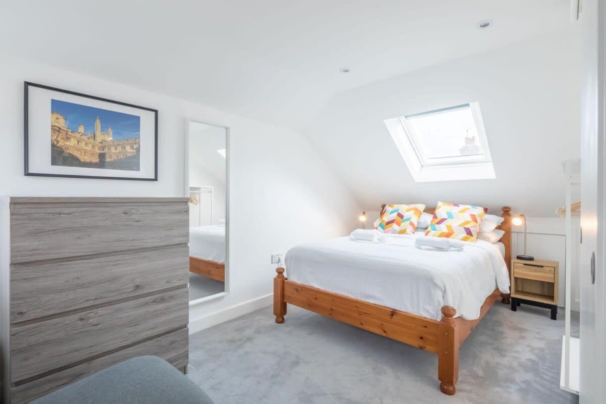 Refurbished High Spec Central Family Home CBG エクステリア 写真