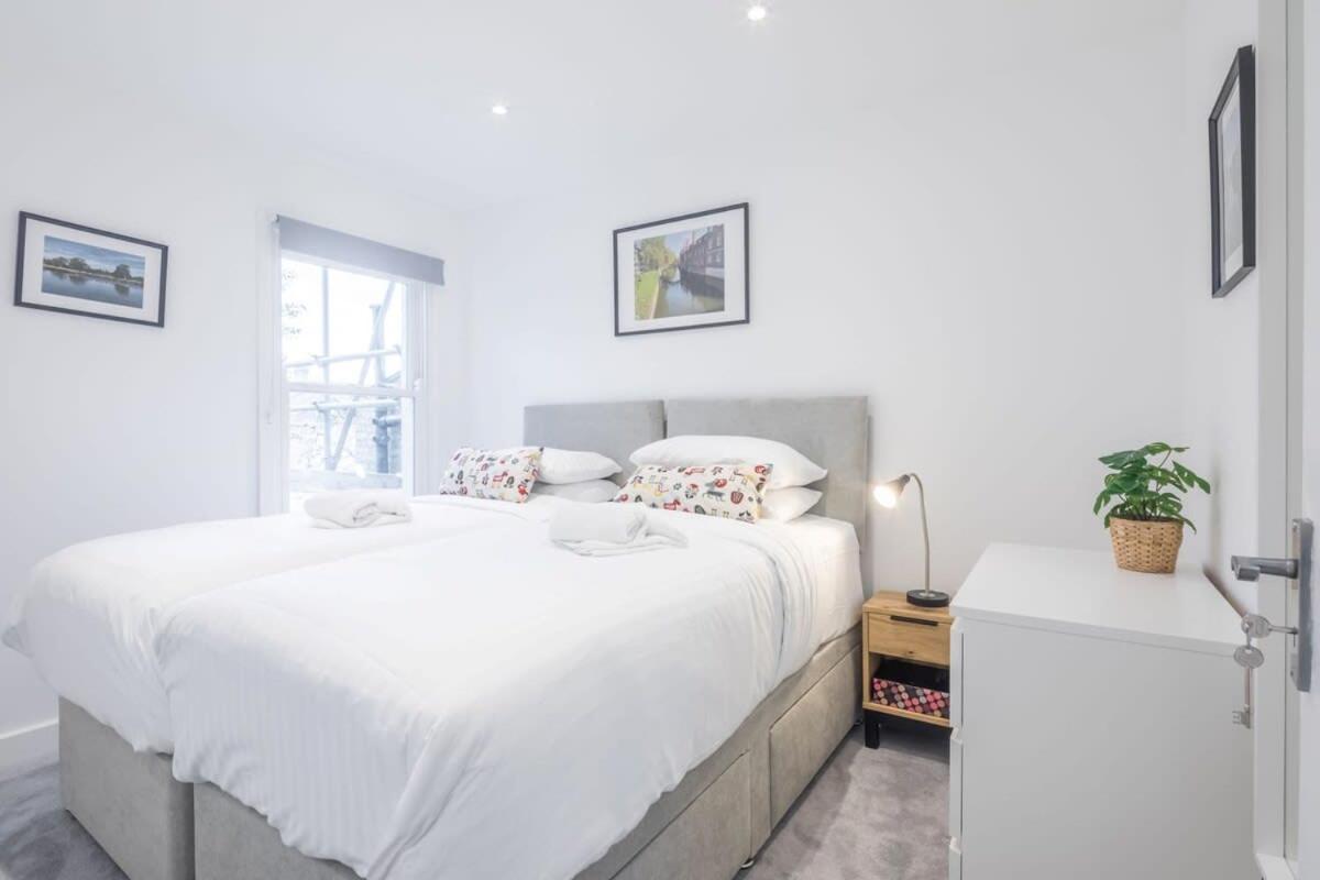 Refurbished High Spec Central Family Home CBG エクステリア 写真
