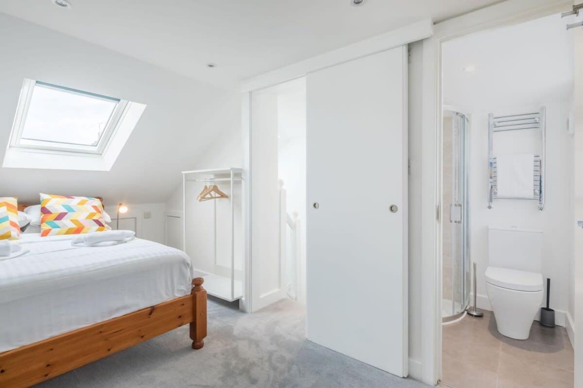 Refurbished High Spec Central Family Home CBG エクステリア 写真