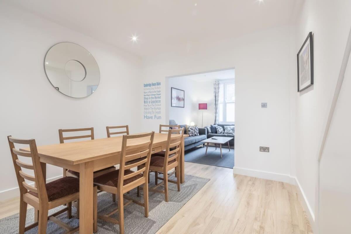 Refurbished High Spec Central Family Home CBG エクステリア 写真